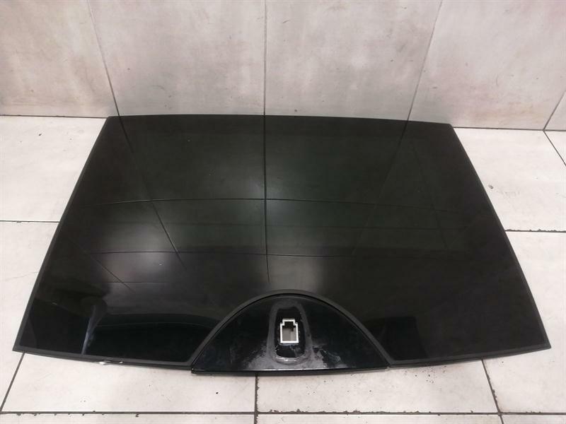 Mercedes-Benz A (W176) Mercedes E Class W212 rear panoramic glass A2127800221 sunroof rear Body type: Saloon
Fuel: Petrol