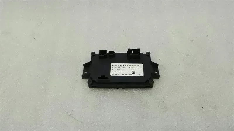 Mercedes-Benz CLS (C218) Mercedes CLS W218 Electronic Module A0009005602 Control Unit Body type: Saloon
Fuel: Petrol