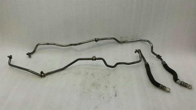 Mercedes-Benz CLS (C218) Mercedes CLS W218 Gearbox Pipes A2182700127 Transmission Oil Line Body type: Saloon
Fuel: Petrol