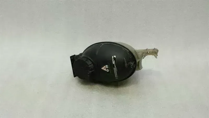 Mercedes-Benz CLS (C218) Mercedes CLS W218 expansion tank A2045000649 expansion tank coolant Body type: Saloon
Fuel: Petrol
