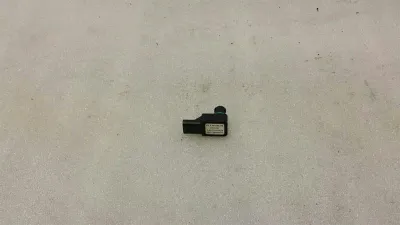 Mercedes CLS W218 Trycksensor A0071530528 Trycksensor M157