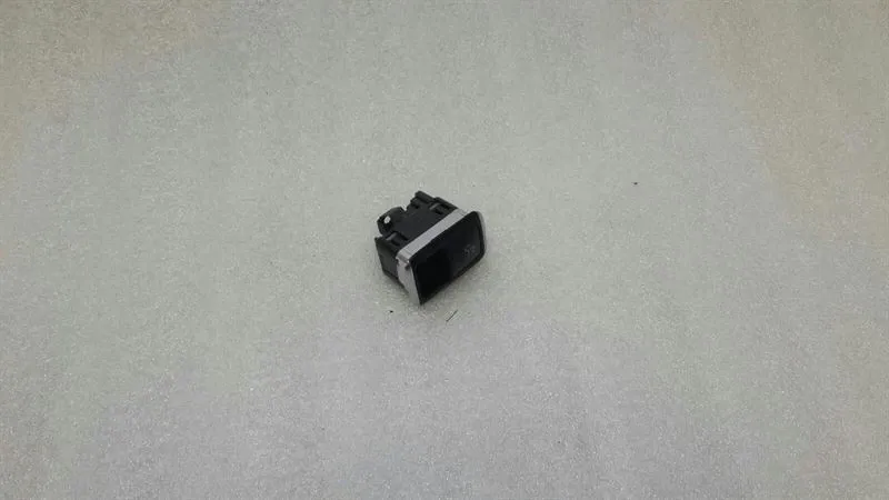 Mercedes GLE W166 Boot Lid Switch A1668707610 Tailgate Switch