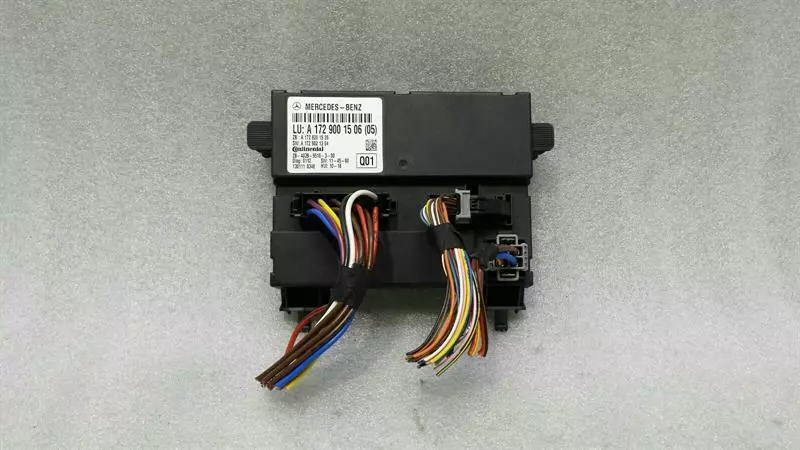 Mercedes-Benz SLK (R172) Electronic module Mercedes SLK R172 Hardtop Control Module A17290...