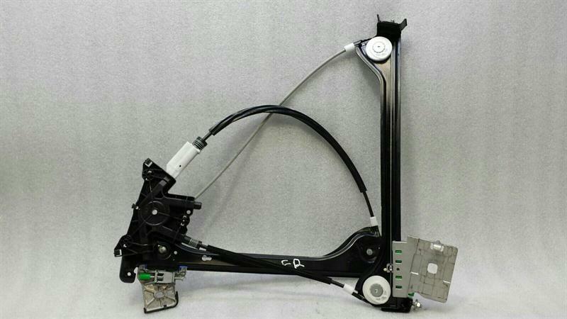 Mercedes-Benz SLK (R172) Right Front Door Winder Mercedes SLK R172 Right Front Door Winder A1727...