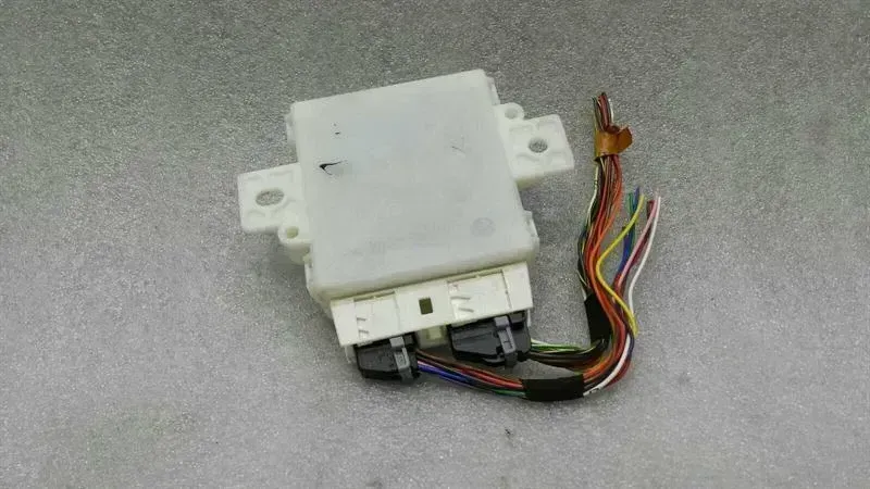 Mercedes-Benz SLK (R172) Electronic module Mercedes SLK R172 PDC module A1729000906 contro...