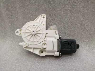 Mercedes GLS X166 Fensterhebermotor vorne rechts, A1669060301, Fensterhebermotor