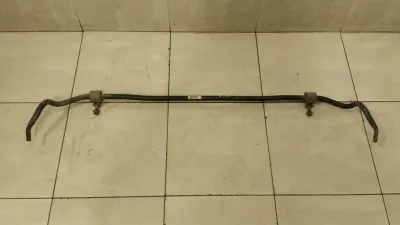 Mercedes CLS W218 Krängningshämmare bak A2123261665 Bakre stabilisator 63 AMG