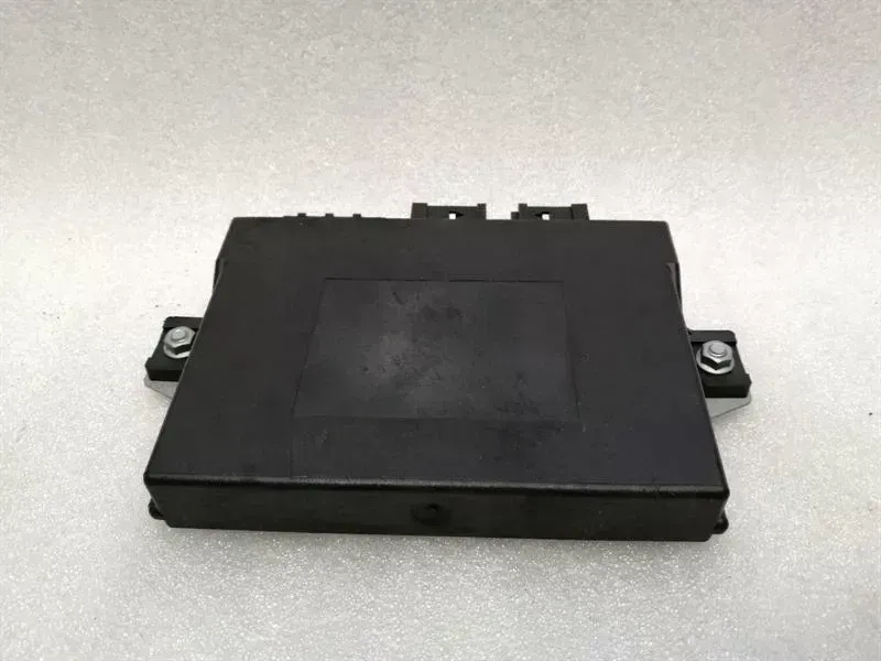 Mercedes-Benz A (W168) Mercedes CL W215 W220 R230 Keyless-Go Module A2305451032 Keyless-Go Control Unit Body type: Coupe
Fuel: Petrol