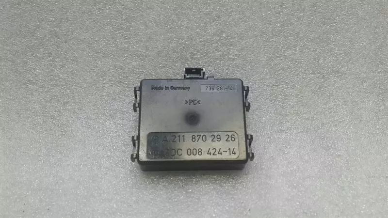Mercedes-Benz CLS (C219) Mercedes CLS W219 Rain Light Sensor A2118702926 Rain Light Sensor Body type: Saloon
Fuel: Petrol