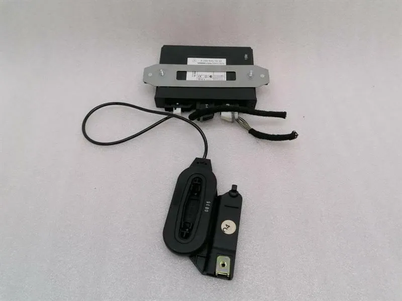 Mercedes CL W215 KEYLESS-GO Module With Antenna A21582075 Control Unit Keyless