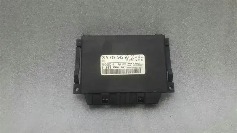 Mercedes-Benz CLS (C219) Mercedes CLS W219 PDC parking module A2195450332 PTS control unit parking aid AMG Body type: Saloon
Fuel: Petrol