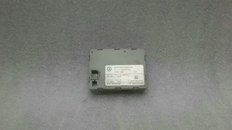 Mercedes-Benz CLS (C219) Mercedes CLS W219 Electronic Module A2115405645 Control Unit Gateway ZGW Body type: Saloon
Fuel: Petrol