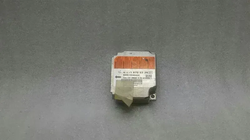 Mercedes-Benz CLS (C219) Mercedes CLS W219 Safety Module ECU A2118705726 Air Control Unit Body type: Saloon
Fuel: Petrol