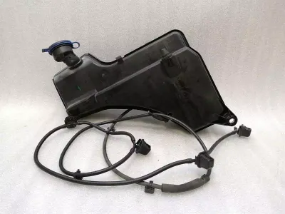 Réservoir de liquide lave-glace Mercedes GLE W292 C292 A1668600700 Réservoir de liquide lave-glace