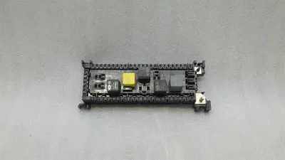 Skrzynka bezpieczników Mercedes GLE W166 A1669061202