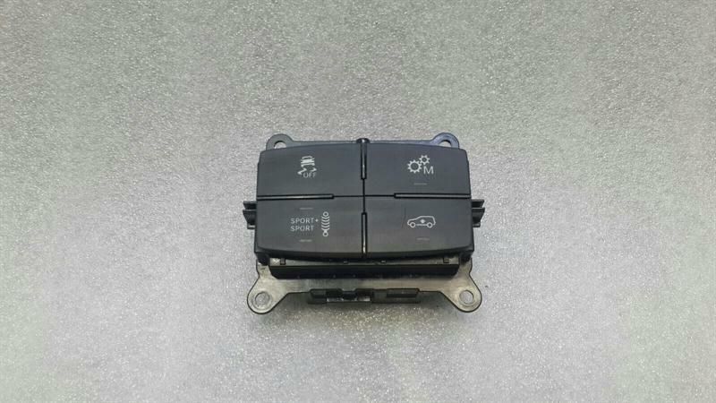 Mercedes GLE W166 Suspension Switch A2929057900 Switch Air Suspension