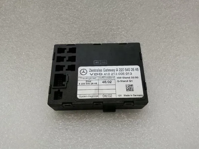 Mercedes-Benz A (W168) Mercedes CL W215 Gateway Module A2205402645 Gateway Control Unit Body type: Coupe
Fuel: Petrol