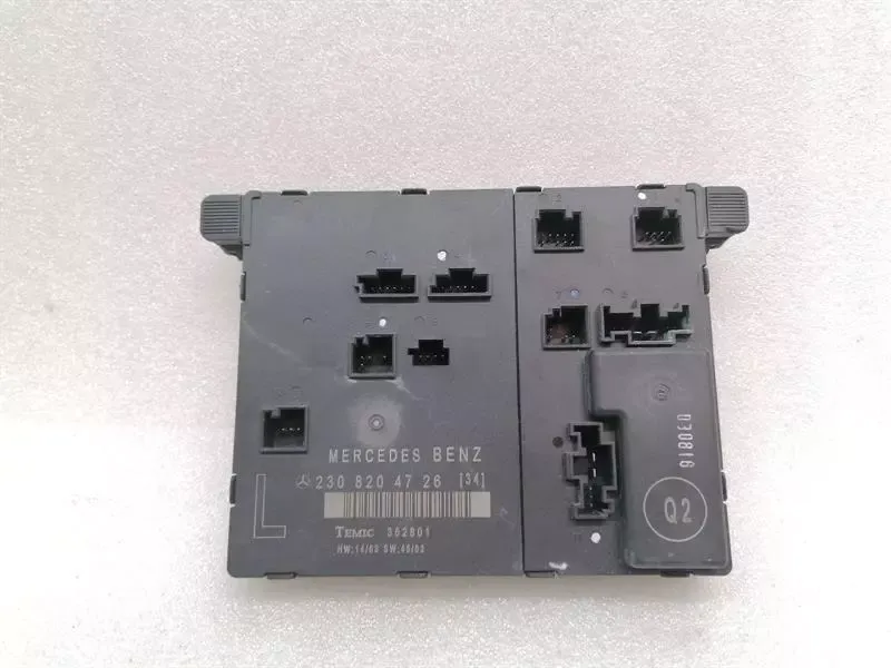 Mercedes SL R230 Left Door Electronic Module A2308204726 Control Unit Left