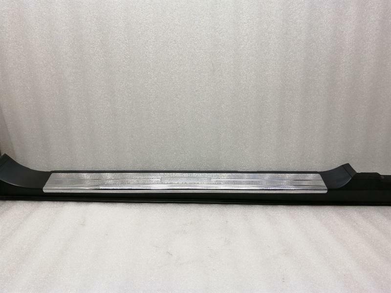 Mercedes-Benz CL (C215) Mercedes Cl55 AMG W215 Door Sill A2156802435 Entry Bar Body type: Coupe
Fuel: Petrol