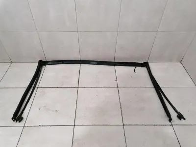 Mercedes SL R230 uszczelka szyby przedniej A2307200078 rama uszczelniająca szybę przednią