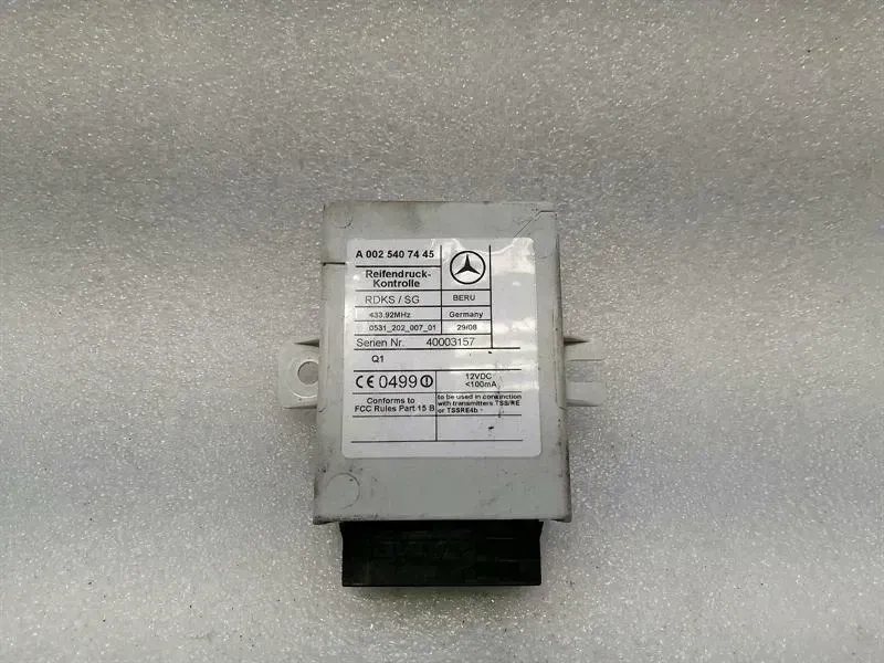 Mercedes-Benz A (W168) Mercedes CL W215 tire pressure control unit A0025407445 tire pressure Body type: Coupe
Fuel: Petrol