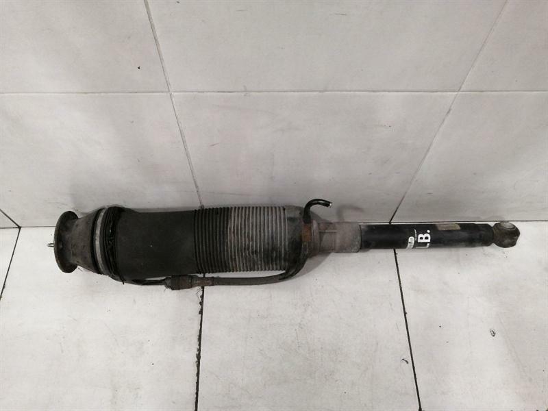 Mercedes-Benz A (W168) Mercedes CL55 AMG W215 ABC shock absorber rear A2203201738 shock absorber rear L Body type: Coupe
Fuel: Petrol