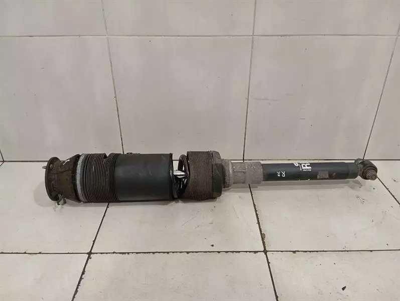 Mercedes-Benz A (W168) Shock Absorber Rear Mercedes S-Class W220 Shock Absorber Rear A2203...