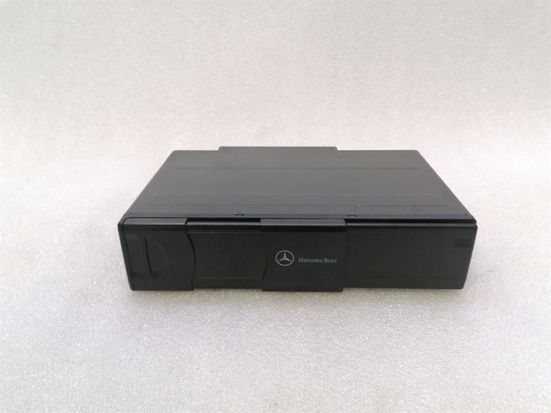 Mercedes S-Class W220 CD Changer A2208274642 CD Changer