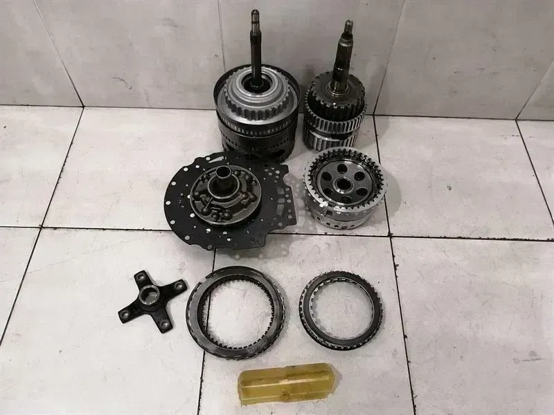 Mercedes-Benz A (W168) Mercedes S55 AMG V8 COMPRESSOR W220 Gearbox A2202720131 Transmission SL55 R230 SET Body type: Saloon
Fuel: Petrol