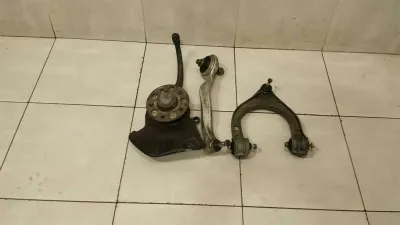 Ensemble de moyeu avant gauche Mercedes S55 AMG W220 A2203304120 Boîtier de roulement de roue avant Li
