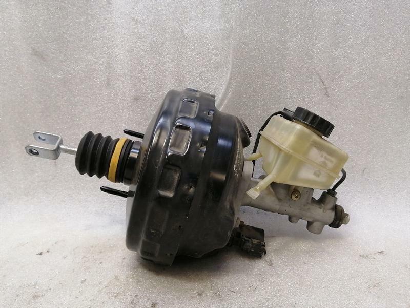 Mercedes-Benz SLK (R172) 2011-2020 Mercedes SLK R171 Brake Servo A1714300030 Brake Booster