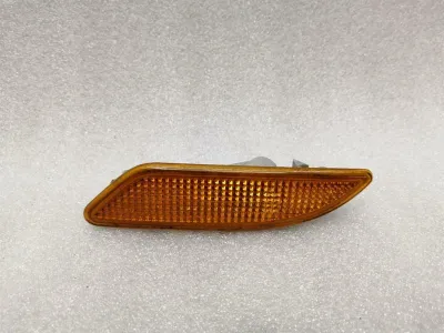 Mercedes SLK R171 Left Indicator A1718200121 Side Indicator Left