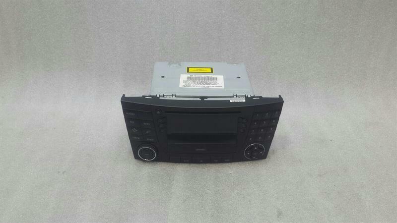 Mercedes-Benz C (W203) Navigation Monitor Mercedes E Class W211 CD player A2118274842 aud...