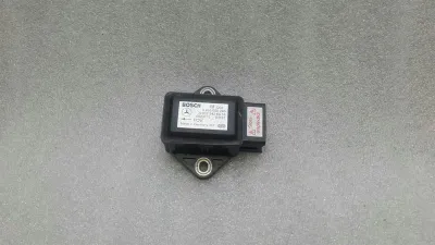 Mercedes E W211 Gierratensensor A0025426618 Drehratensensor