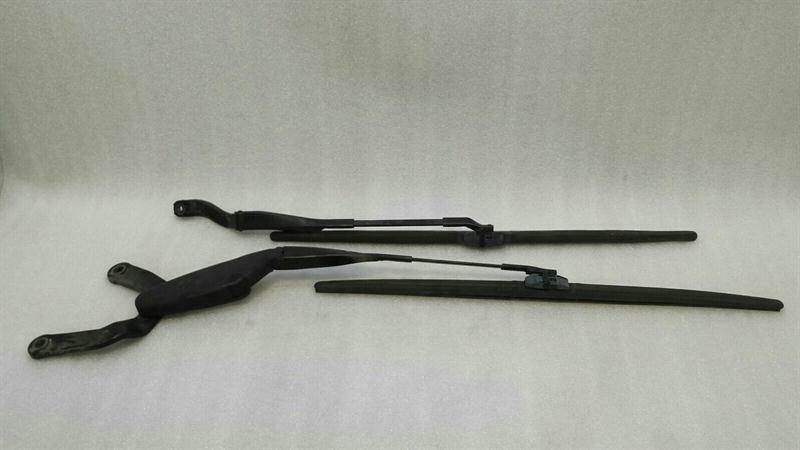 Mercedes-Benz C (W203) Wiper arm Mercedes E Class W211 W219 Wiper Arm A211820034...