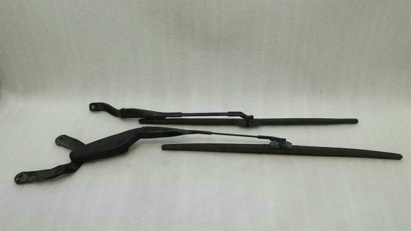 Mercedes E Class W211 W219 Wiper Arm A2118200344 Windshield Wiper Set