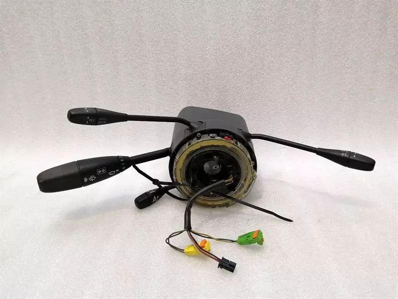 Mercedes-Benz A (W169) Mercedes E Class W211 Wiper Stalks A1714640518 Indicator Switch Steering Column Switch Body type: Saloon
Fuel: Petrol