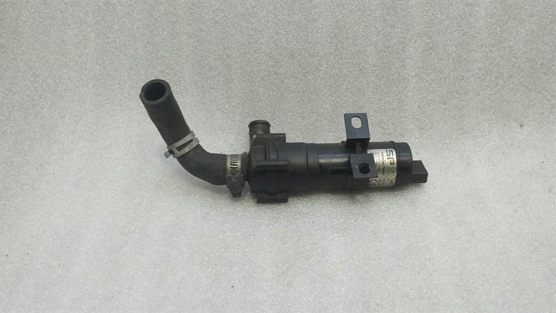 Mercedes-Benz C (W203) Additional cooling pump