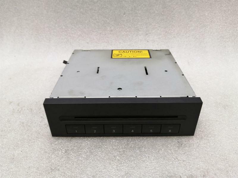 Mercedes-Benz A (W169) Mercedes E Class W211 CD Changer A2118700889 CD Changer Body type: Saloon
Fuel: Petrol