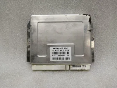 Mercedes CLS W219 Airmatic Elektronikmodul A0355458232 Steuergerät Airmatic