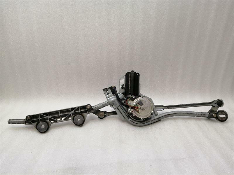 Mercedes-Benz A (W169) Mercedes SL R230 Front Wiper Motor A2308200042 Wiper Motor Front LHD Body type: Convertible
Fuel: Petrol