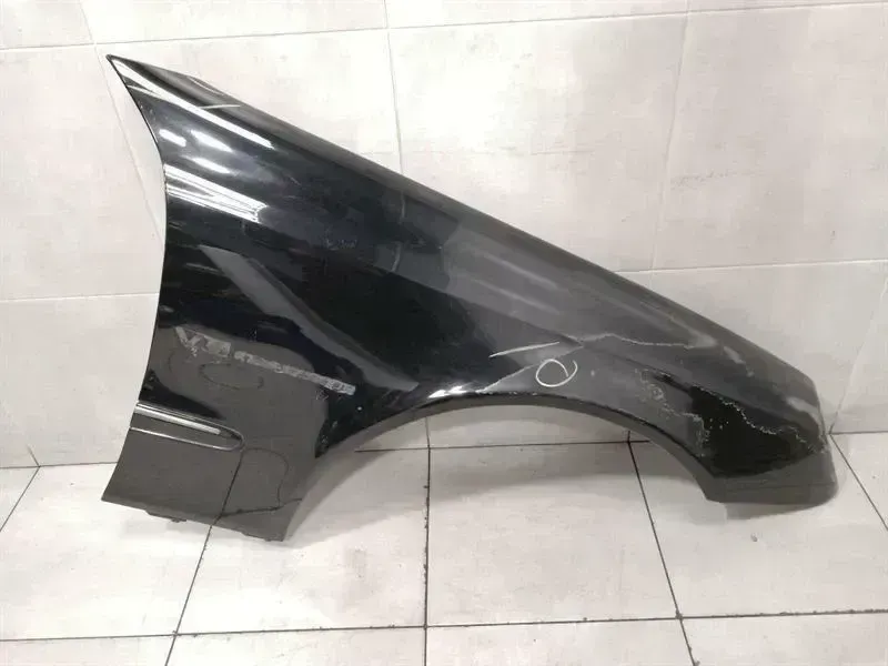 Mercedes-Benz A (W169) Mercedes E55 W211 Right Wing A2118800818 Front Right Fender V8 Compressor Body type: Saloon
Fuel: Petrol