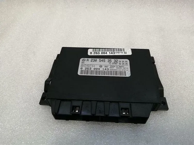 Mercedes-Benz A (W169) Mercedes SL R230 PDC module A2305453532 PTS control unit parking aid Body type: Convertible
Fuel: Petrol