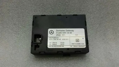 Mercedes SL R230 electronic module A2204451900 control unit gateway