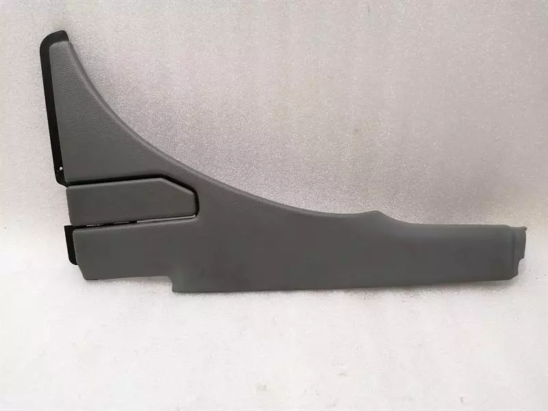 Mercedes-Benz A (W169) Mercedes SL R230 Right Flap Cover A2306901241 Sides Trim Right Body type: Convertible
Fuel: Petrol