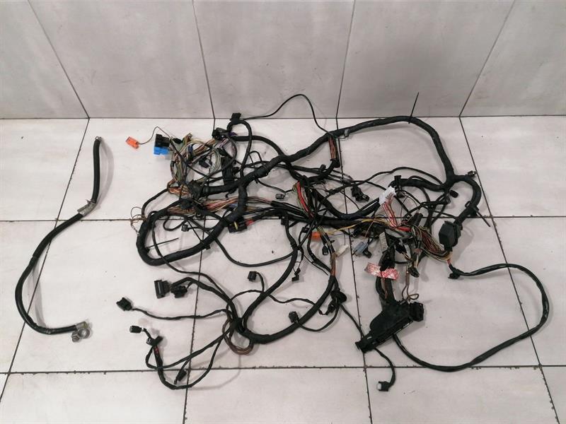 Mercedes-Benz A (W168) Mercedes SL55 AMG M113 R230 Engine BAY Wiring Loom A2305404305 RHD RIGHT HANDLEBAR Body type: Convertible
Fuel: Petrol