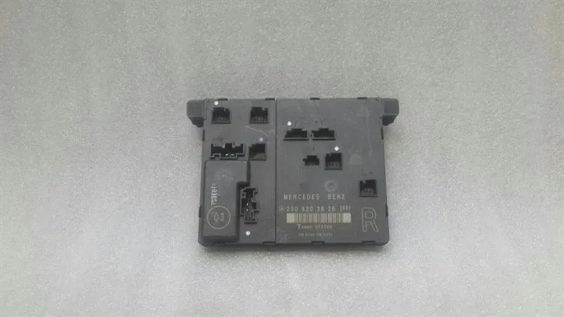 Mercedes SL R230 right door module A2308203626 door control unit right SL55