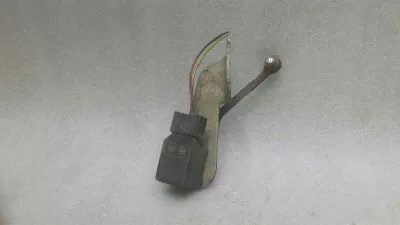Mercedes SL R230 Suspension Level Sensor A0025428818 Level Sensor SL55