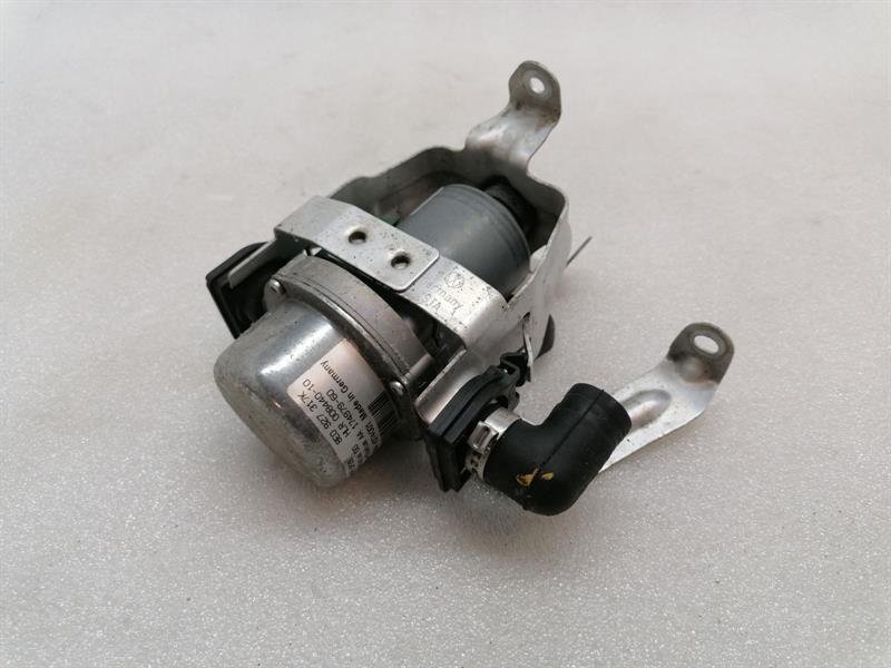 Audi R8 Audi R8 4S RWS Brake Vacuum Pump 8e0927317k Brake Vacuum Pump Body type: Coupe
Fuel: Petrol
