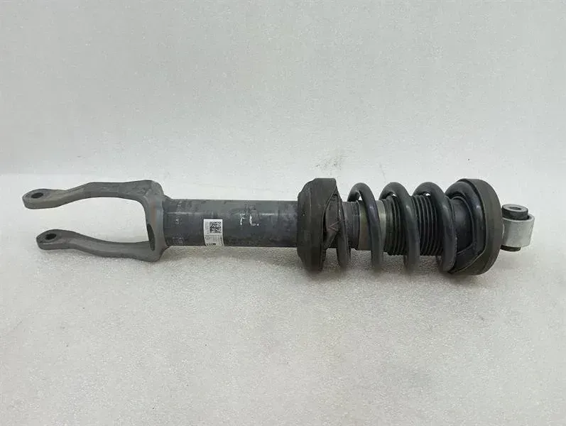 Audi R8 Audi R8 4S Performance Shock Absorber Front 4S0412019K Front Shock Absorber Body type: Coupe
Fuel: Petrol